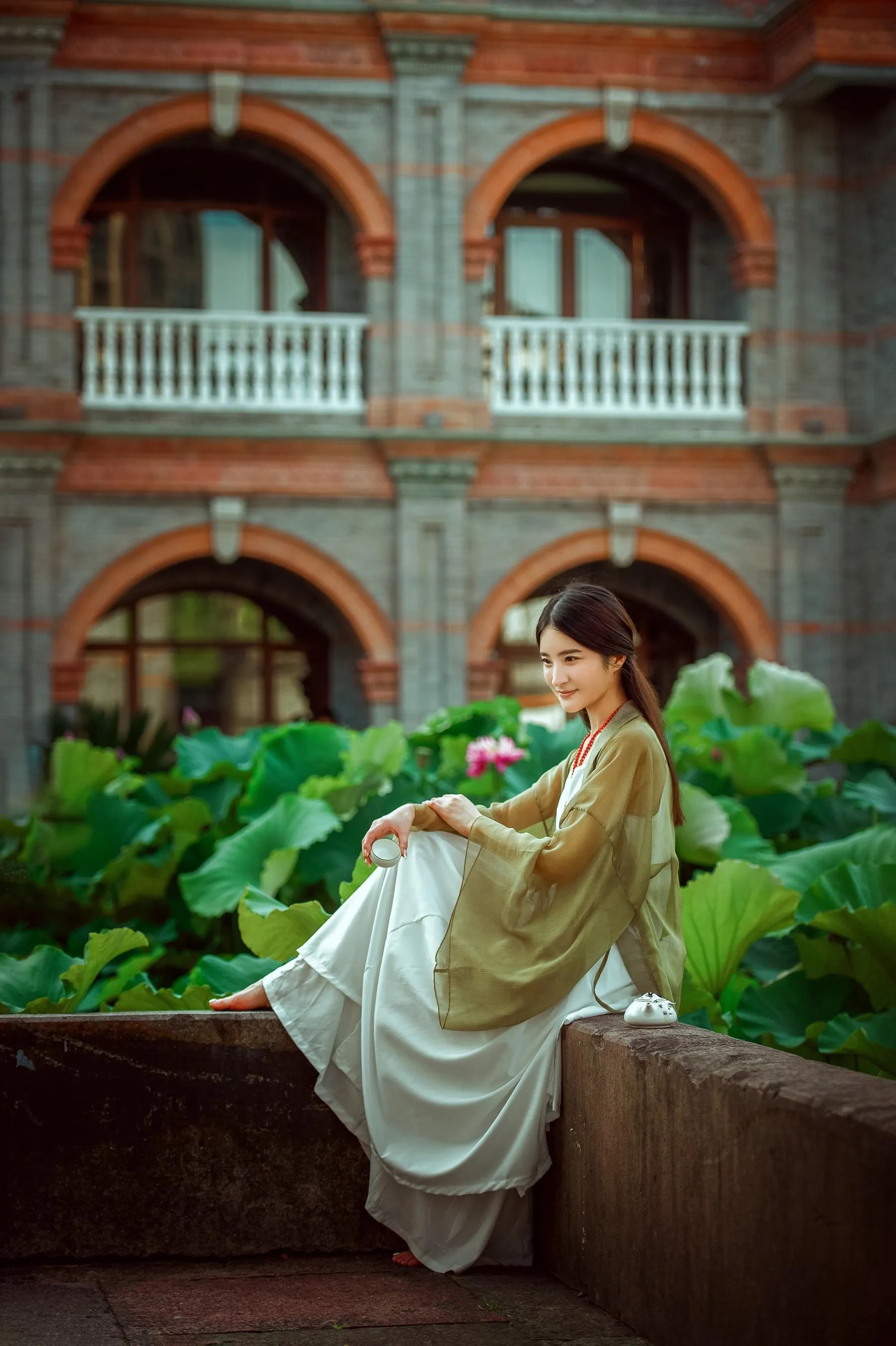 [YITUYU艺图语]2022.08.07 荷韵 Smile [39P]插图1